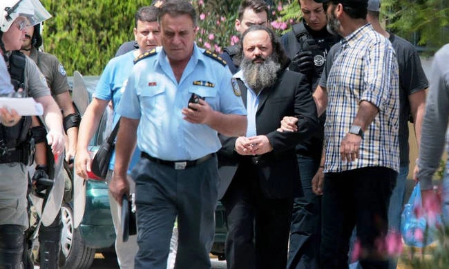 Η απίστευτη ατάκα του Αρτέμη Σώρρα για το μούσι του